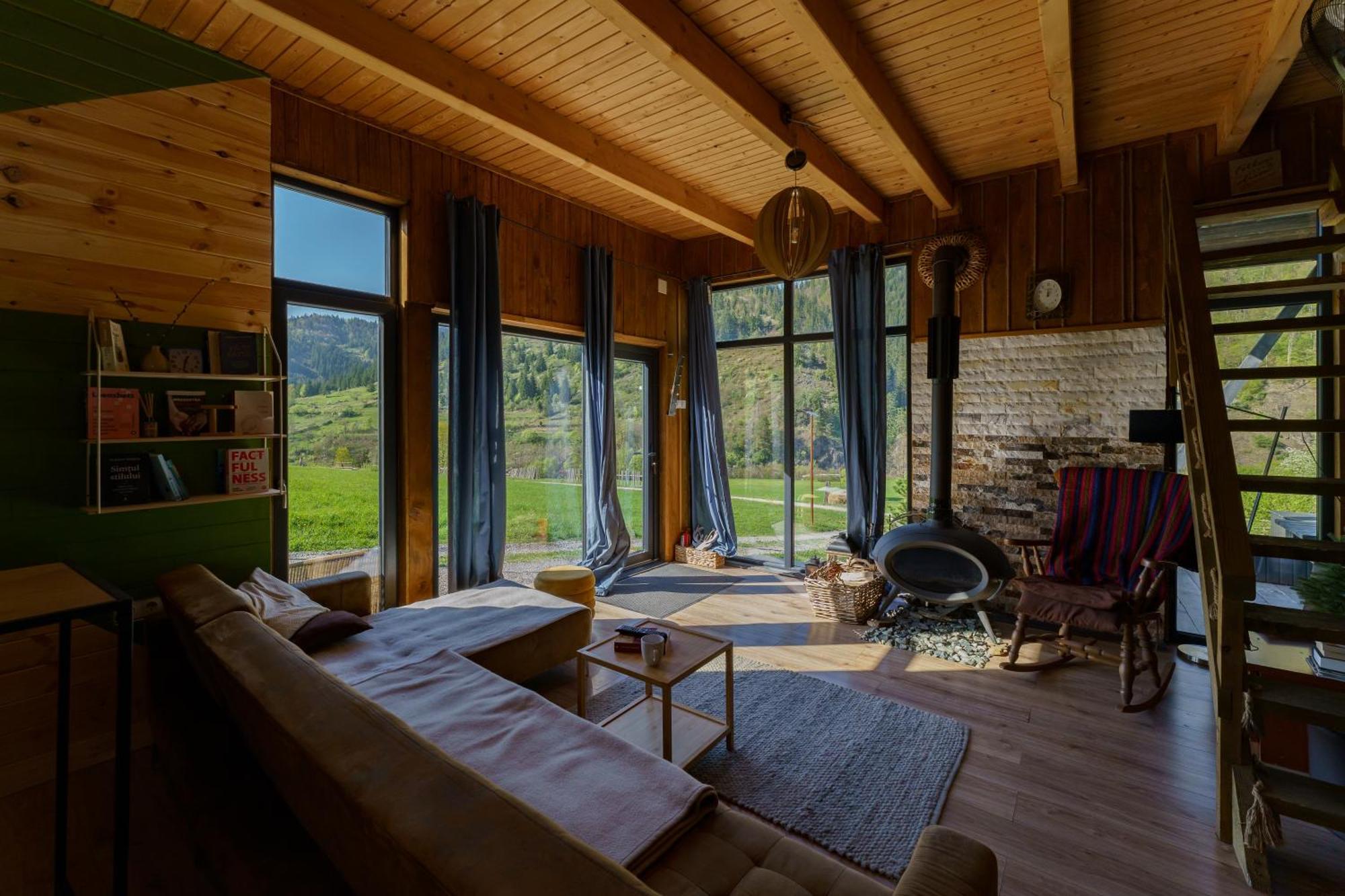 Panoramic Noah's Loft * Stinceni